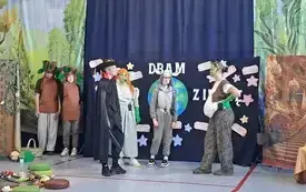 1000045028
