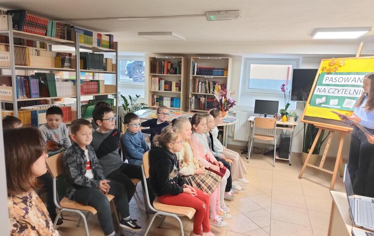 Zdjęcie do Uroczyste pasowanie na czytelnika