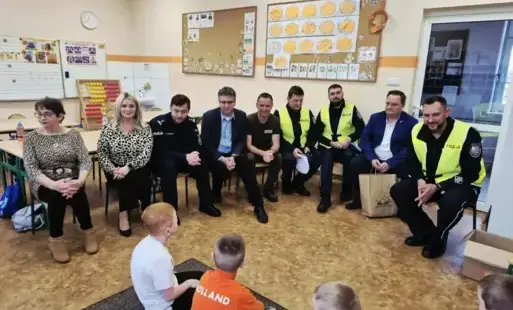 Zdjęcie do Akcja profilaktyczna Świeć przykładem &ndash; noś odblaski