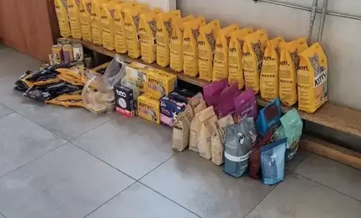 Zdjęcie do Zbi&oacute;rka karmy na rzecz Stowarzyszenia Kocie Łapki