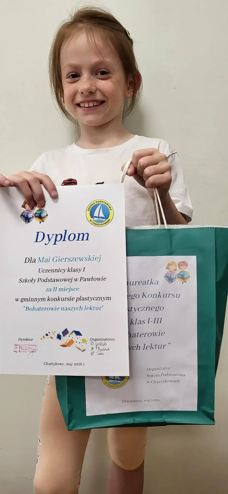 Zdjęcie do Sukces naszej uczennicy w Gminnym konkursie plastycznym " Bohaterowie naszych lektur"
